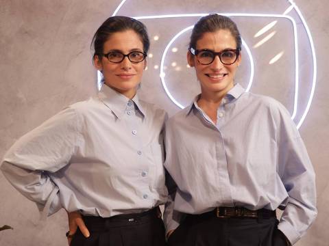 Elenco da Globo grava vinheta de final de ano