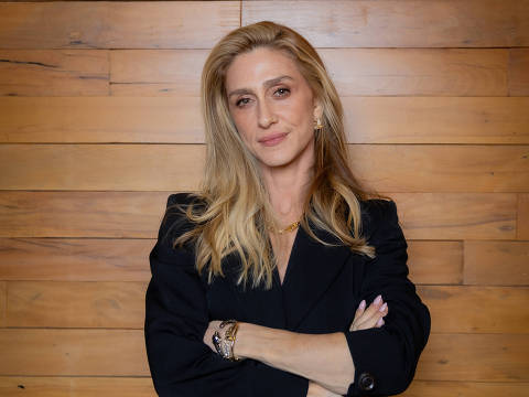 SÃO PAULO-SP, BRASIL 16-06-2025 - ÊTA MUNDO MELHOR! - A diretora da novela Amora Mautner no lançamento da novela das seis 